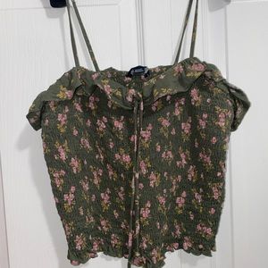 American Eagle Green Floral summer top